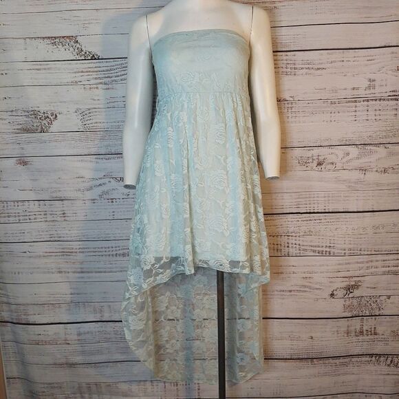 Woman's High-Low Ardene Green Lace Dress. - Picture 1 of 12